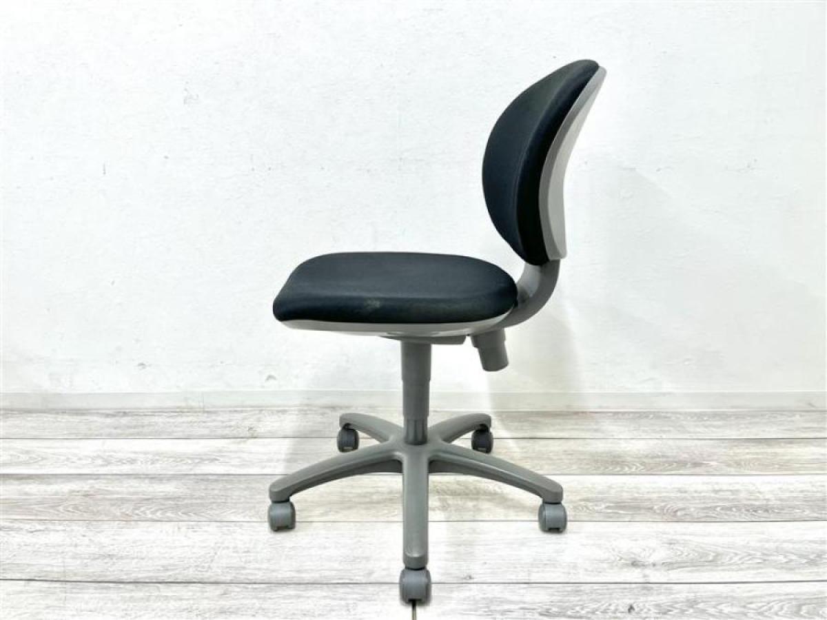 中古】レグノチェア2 コクヨ/KOKUYO 肘無ローバックチェア 568155 
