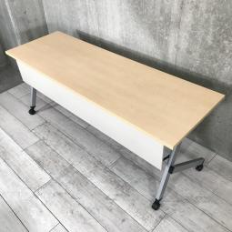 【在庫入替セール】【1台限定】【幅1800サイズ】会議室やセミナーにおすすめです！　内田洋行/プラッテ/ナチュラル木目　キャスター付き　幕板付き　テーブル　会議【T1】