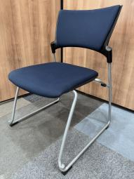 【定番商品】空間を有効活用！　■イトーキ　マノス　スタッキングチェア