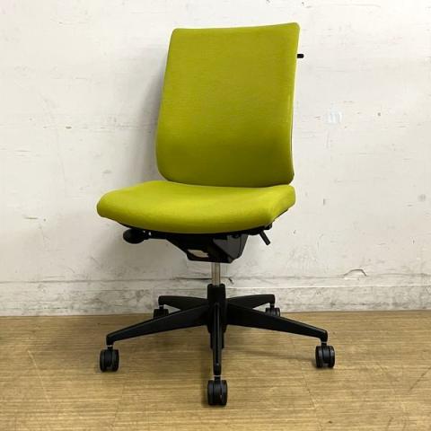 コクヨ ウィザード2(Wizard2)チェア ライトオリーブ×ブラックフレーム 肘無しハイバック コートハンガー付き【愛知・名古屋・豊田・静岡・浜松】