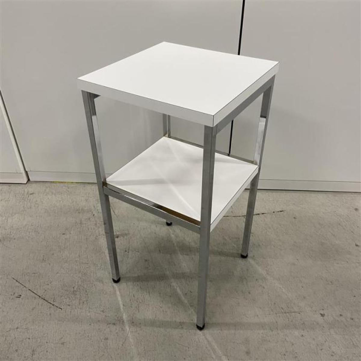 【使い勝手の良い小型タイプ！】■okamura製　電話台　W350mm×D350mm　ホワイト　電話台やアルコール消毒液スタンドとしても！　テレホンスタンド　電話台！！
                        その他シリーズ
                                    中古
            