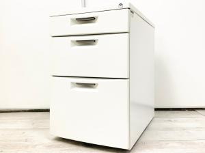 大人気／定番　◆ITOKI／イトーキ ◆３段ワゴン/CZ/ホワイト【2511】弊社使用欄【A01047058】