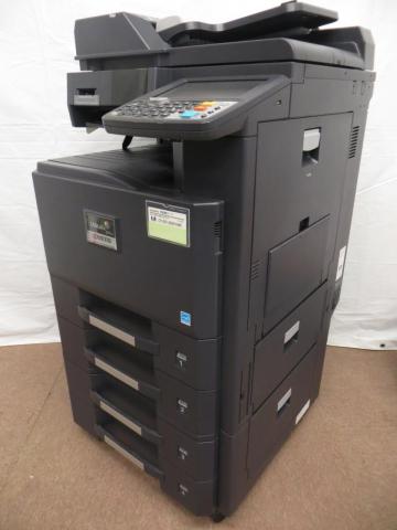 【高性能！！】京セラ製　TASKalfa2551ci　カラー複合機　在庫入れ替えセール品　T1