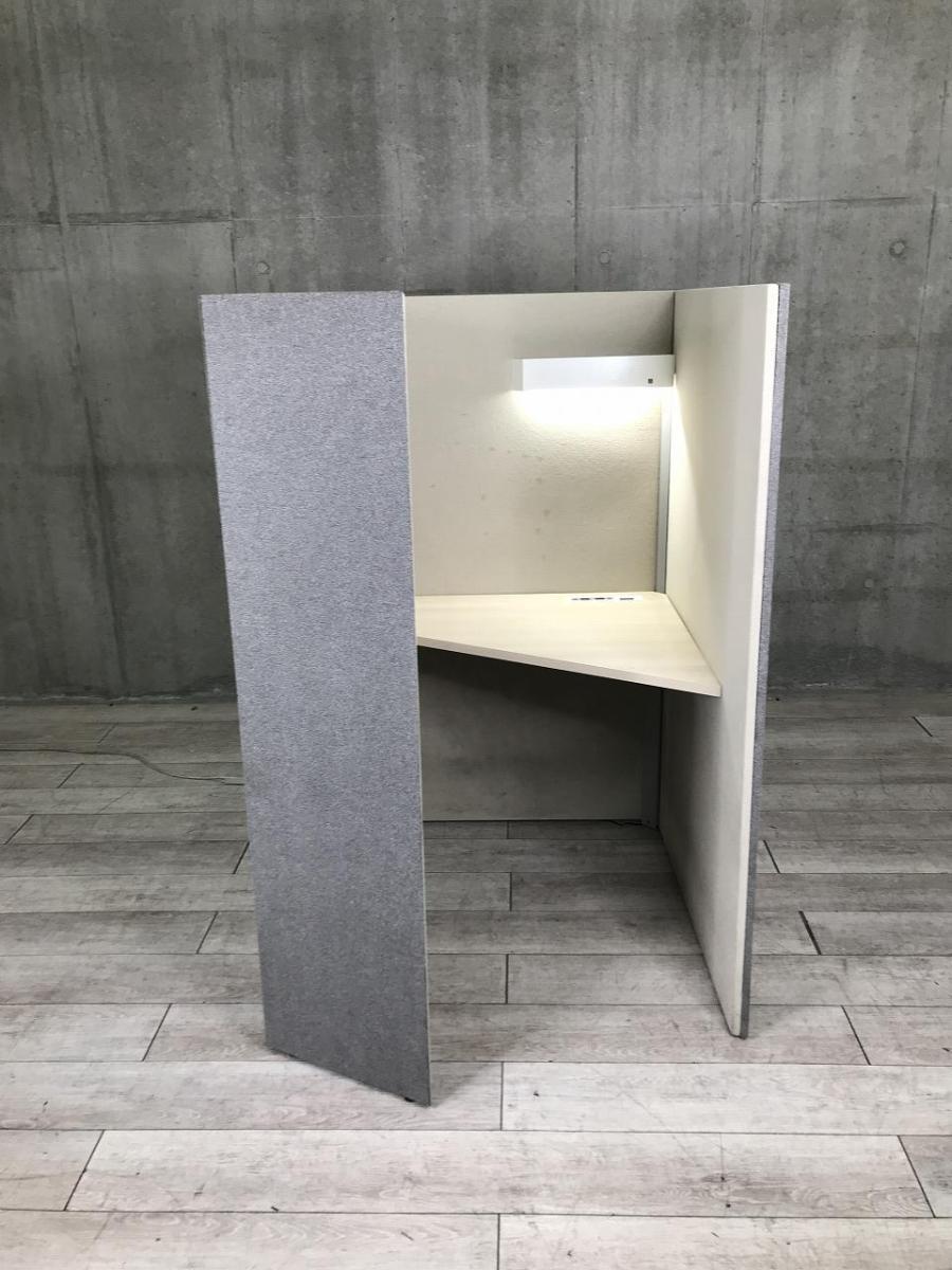 【右開口】【ワーカーの集中を高める省スペースなワークブース！高さ1520mmタイプ】■オカムラ(okamura)製　ドレープシリーズ（drape） 　テトラタイプ　1人用ブース 　ソロワークブース（W1000/D1200/H1520）　■色： ダークグレー（内側ベージュ）　■ライトつき【ABW商材】【関東倉庫在庫品】【弊社使用欄：A01038544】
                        ドレープ
                                    中古
            