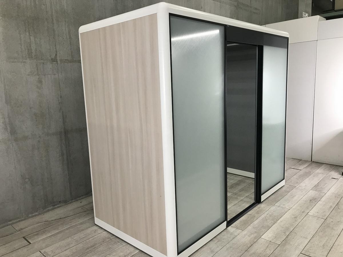 【集中環境！セミクローズドのワークブースが入荷！】■オカムラ　スノーハット (Snow Hut)　■ペアワーク (Pair Work)タイプ　2人用ブース　■ライト付き　■内部家具なし　■色：フレーム：ホワイト　パネル：木目ナチュラル　【ABW商材】【関東倉庫在庫品】【弊社使用欄：A01037664】
                        スノーハット
                                    中古
            