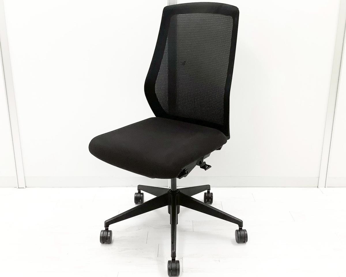 ワークチェア アームレストなし ハイバック ブラックボディハンガー付き オススメ(おすすめ) 大人気 ・UCHIDA/内田洋行 ・Sellezza/セレッツァ
                        セレッツァ
                                    中古
            