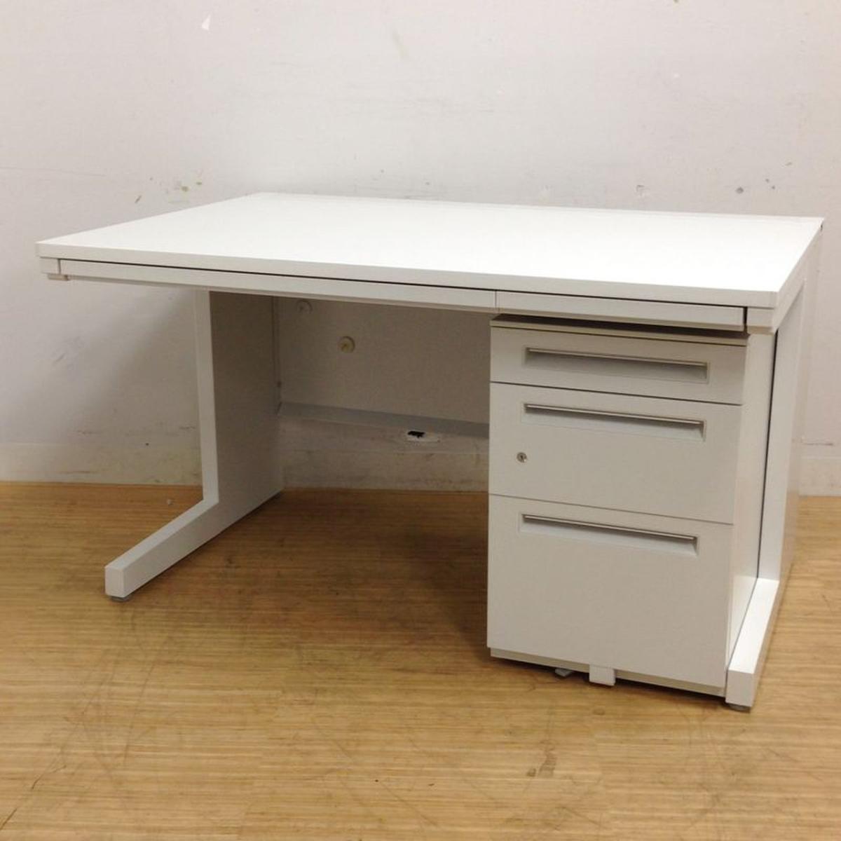 【幅1200mm】疑似片袖机！オフィスデスク真っ白天板　3段ワゴンセット【在庫入替セール品！】 ※ワゴンは在庫状況によって変動する可能性が御座います
                        スカエナ
                                    中古
            