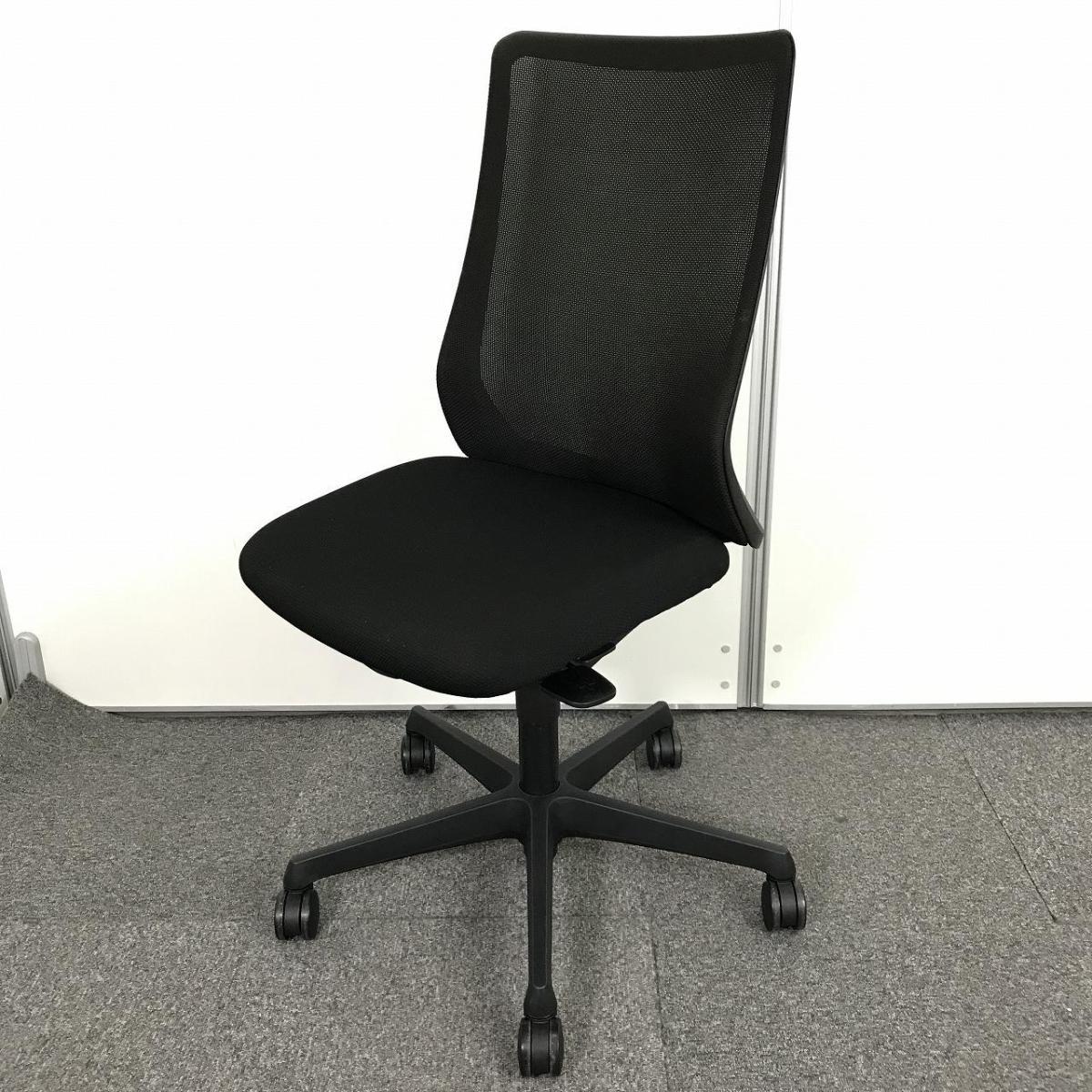 【背中を立体的に包み込む！】【シルフィの座り心地を低コストで再現！】■オカムラ（okamura）製　フルーエントチェア（Fluent）　ハイバック　背面メッシュ　■肘無し　■ブラック　※1月末入荷【AD】
                        フルーエントチェア
                                    中古
            