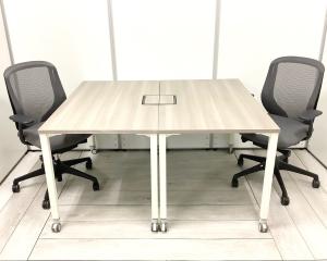 【セット商品（テーブル×2台+チェア×2脚）】【2020年製】オフィスデスク ABW 平デスク キャスター付き 配線口付き ホワイト・Okamura/オカムラ　・Aption Free 2／アプションフリー2 ※横浜本店撮影画像※