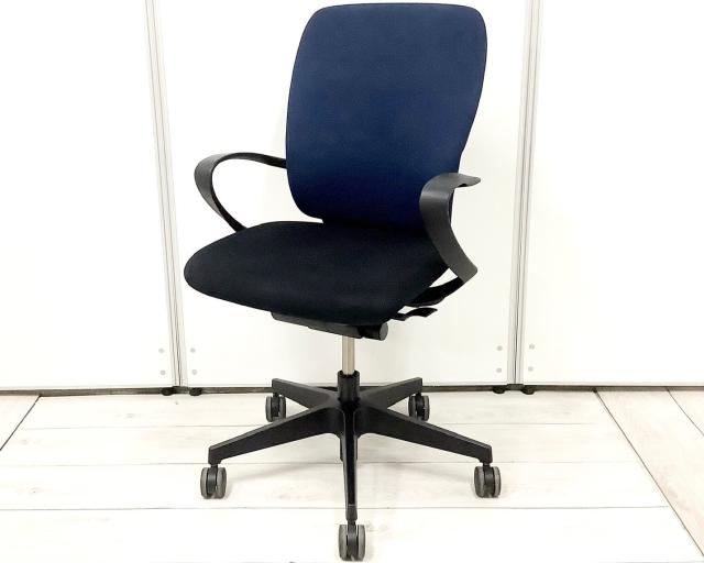 【中古】フルゴ KF-436GB-T1B2 イトーキ（ITOKI） 肘付ハイバックチェア