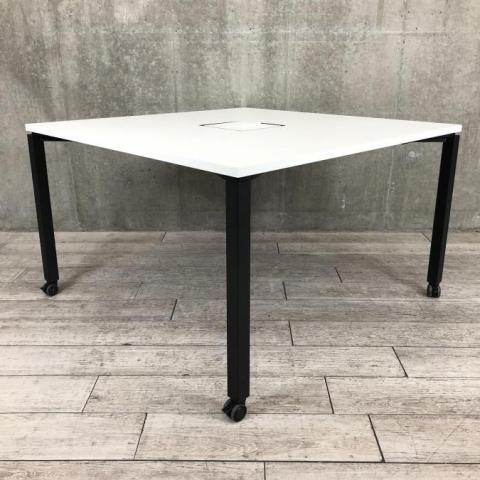 ♥KOKUYOコクヨ　オフィス会議テーブル　幕板付　W1800ホワイト　美品 コクヨ（KOKUYO） テーブル 一覧 - 中古オフィス家具ならオフィス