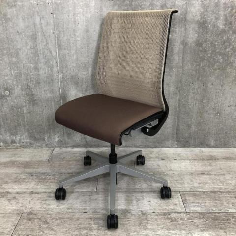 揃い/大人気/おすすめ　スチールケース（Steelcase）　シンク（think）チェア　肘無ハイバック　メッシュバックタイプ　■ブラウン