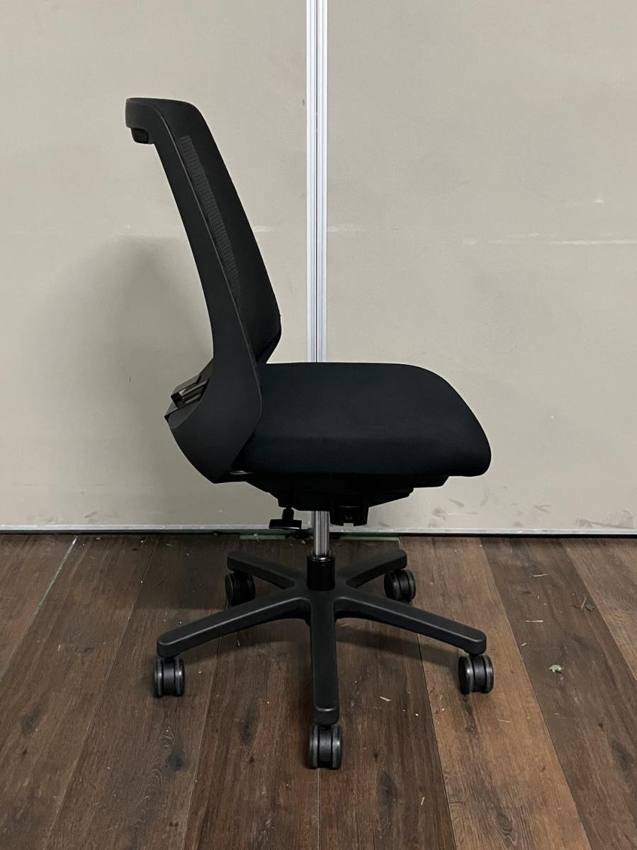 【中古品】　Bristol トレイ 黒 憩い RP-4-1H 黒 E 本体 福助工業 弁当容器 | テイクアウト容器の通販