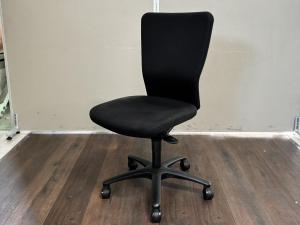 【中古】 カロッツァ CK35ZR FS11 オカムラ/okamura ハイバック肘無しOAチェア
<CS在庫> <愛知、岐阜、三重、静岡、福井、長野、石川>