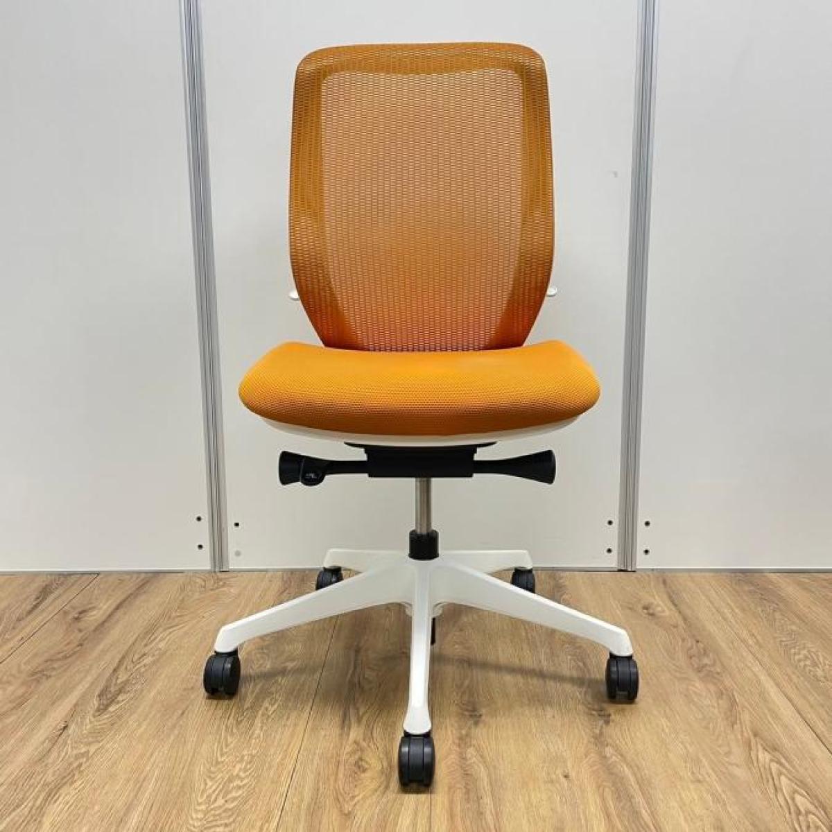 中古】シルフィーメッシュ オカムラ/okamura 肘無ハイバックチェア