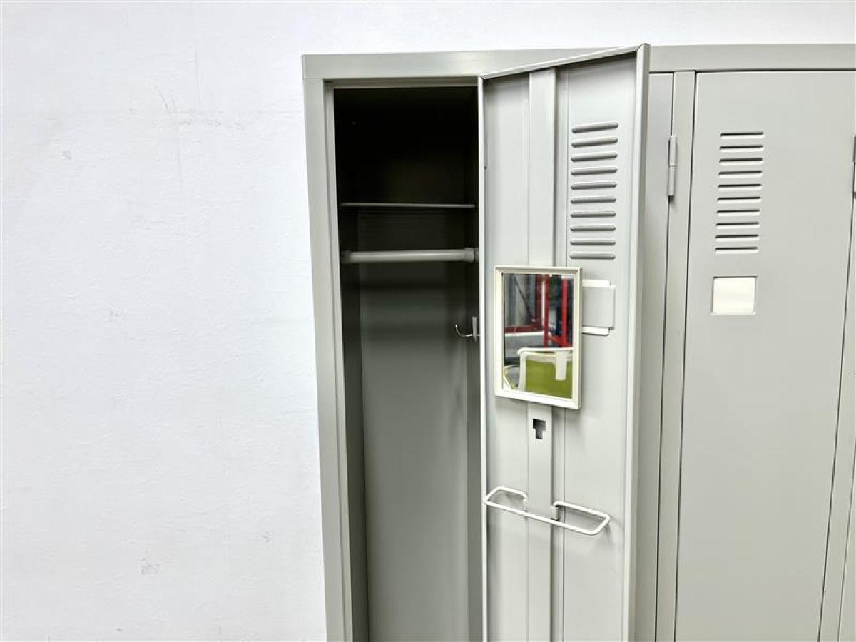 中古】 プラス/PLUS 4人用更衣ロッカー 569147 - 中古オフィス家具なら 