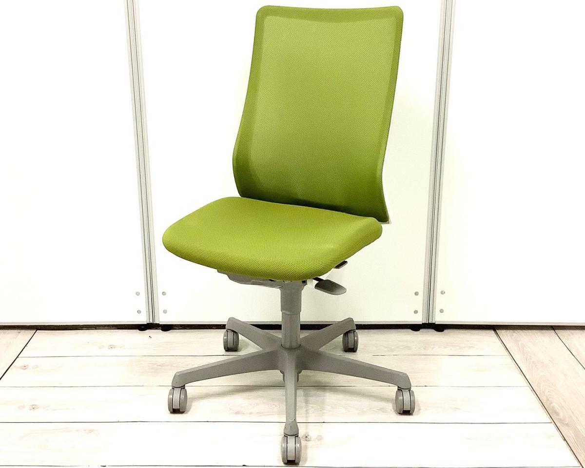 ワークチェア アームレストなし オススメ(おすすめ) 大人気 ・Okamura/オカムラ ・Fluent/フルーエント ※横浜本店撮影画像※
                        フルーエントチェア
                                    中古
            