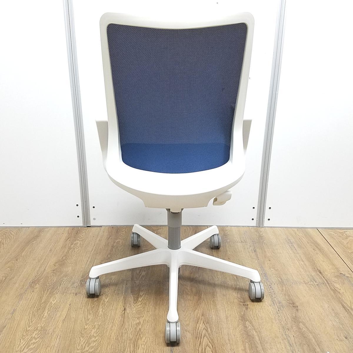 中古】フルーエントチェア オカムラ/okamura 肘付ローバックチェア