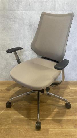 【中古】イング ラテラル 樹脂  コクヨ（KOKUYO） 肘付ハイバックチェア