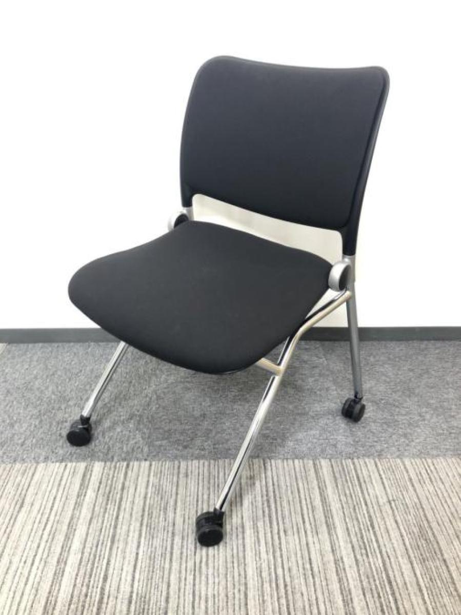 【定価7万円】【分厚いクッションが長時間の着座を快適な座り心地へ！】■ウチダ(UCHIDA)製　ブルーメシリーズ　ネスティングチェア　ミーティングチェア　ファブリックタイプ　■ブラック　オフィスバスターズ　神戸店
                        ブルーメ
                                    中古
            