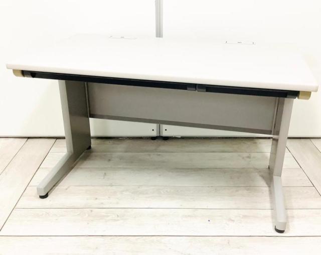 【中古】CZN デスク CZN-127HA-WE イトーキ（ITOKI） 平机