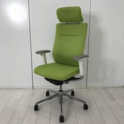 【クレジット決済優先】【シンプルなスタイリングに充実の機能を搭載したチェア！】■オカムラ（okamura）製　コーラルシリーズ　ヘッドレスト付　■可動肘　■背面・座面タイプ：クッション　■色：ライムグリーン