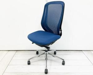 【前傾チルト機能付き！】【オカムラ製品で最も人気を集める高機能メッシュチェア！】■オカムラ（okamura）製　シルフィ（Sylphy）　ハイバック　肘無し　■背面メッシュ　■肘無し　■ミディアムブルー × ブラックシェル【AD】