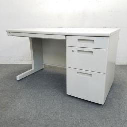 【スタンダードなデザインで使いやすい！】■コクヨ製　片袖デスク　W1200×D700×H700mm　■高品質で人気のKOKUYO製品！