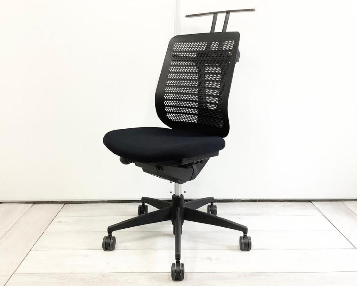 【コートハンガー付きのローコストチェア！】/オススメ(おすすめ) /人気商品【弊社使用欄：A01041401】コクヨ　ベルガー (BELGER)　ブラック　(ヌード)　肘無し
                        ベルガー
                                    中古
            