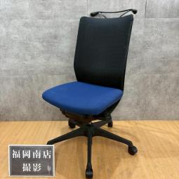 【南】オカムラ製のオフィスチェア【ヴィスコンテ/ハンガー付き】が値下されました！　＊良品を格安で！「オフィスバスターズ福岡南店」は、福岡を拠点として、全国へ中古オフィスチェア・オフィス家具を提供しております。