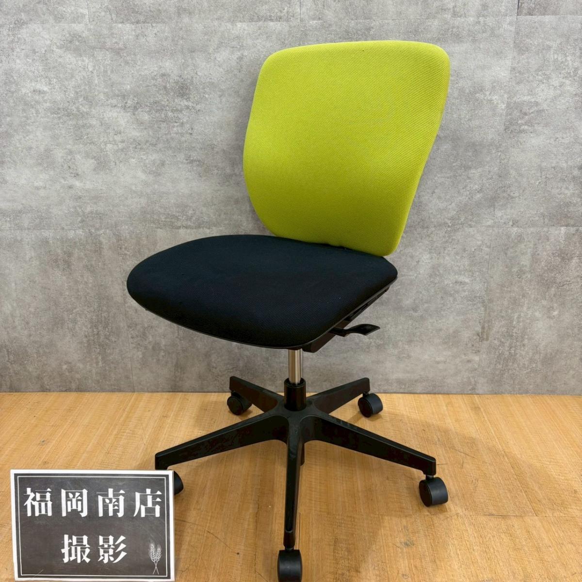 イトーキ製のオフィスチェア(事務椅子)【プラオシリーズ】が値下されました！　＊良品を格安で！「オフィスバスターズ福岡南店」は、福岡を拠点として、全国へ中古オフィス用品・オフィス家具を提供しております。
                        プラオチェア
                                    中古
            