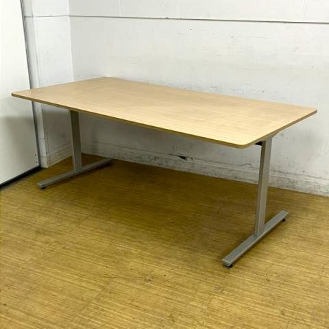 イトーキ　DEテーブル　ミーティングテーブル　ナチュラル天板　打ち合わせや会議用に　6名様推奨サイズ　T字脚