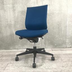 【オフィスの王道！】【納得の座り心地！魔法のように売れ続けている定番のオフィスチェア！】■コクヨ（KOKUYO）　ウィザード3（wizard）チェア　ローバック　肘なしタイプ　■プルシアンブルー　ホワイトフレーム　ブラック脚【弊社使用欄：A01046863】