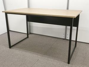 【未使用品！】【オフィストレンドの最先端！　オシャレな木目調の天板が印象的なデスクが入荷いたしました！】■平机　■井上金庫
■木目ナチュラル(フォレスト天板)　■ABW商材