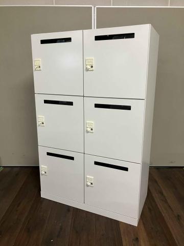 【在庫入れ替えSALE】【フリーアドレス化の相棒！ダイヤル錠式の6人用ロッカーが入荷！】■イトーキ（ITOKI）製　サフィシリーズ（suffi）　６人用パーソナルロッカー　■投函口付　■ダイヤル錠　■ホワイト
〈CS在庫〉〈岐阜・愛知・三重・静岡・福井〉
