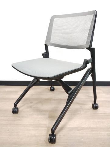 【中古】マルカ 81M2RC F1E3 オカムラ（okamura） ネスティングチェア