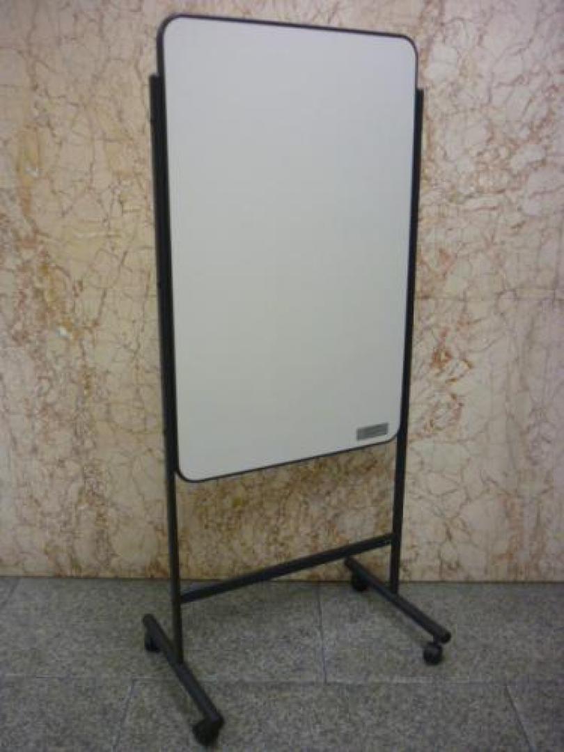 片面自立ミニホワイトボード　案内板や店頭掲示用にどうぞ
                                    中古
            