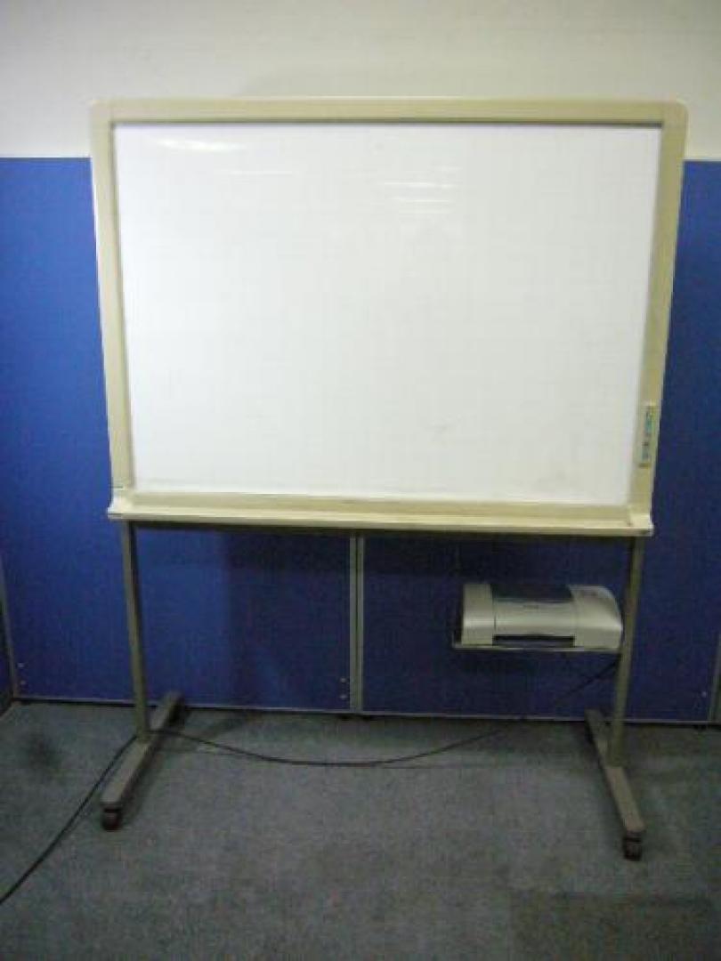 <font size=3><b><a href=http://www.officebusters.com/shop_showsai/kinshicho.php>錦糸町店は大量在庫にてご提案します☆　■今ならお引取りキャンペーン実施中■</a></b></font>　KOKUYO　ＢＲ−ＶＲ434ＰＣＮ　OAボード　普通紙
                                    中古
            