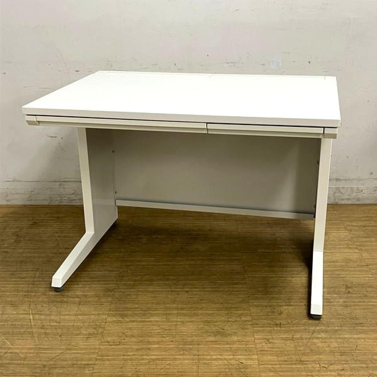 オカムラ　アドバンス　平机　W1000のコンパクトサイズ　ホワイト　中央引き出し付き【愛知・名古屋・豊田・静岡・浜松】
                        アドバンス
                                    中古
            