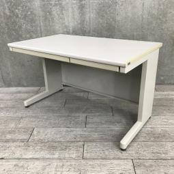 【在庫入替セール品】【オフィスの定番デスク！人気の1200㎜幅！】■コクヨ（KOKUYO）　BS＋　平机　引き出しあり　■W1200×D700㎜　■ニューグレー【O】