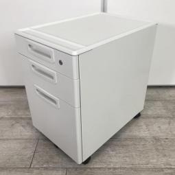 【ファイル収納の強い味方！デスクインで収納力をプラスする！】■プラス(PLUS)製　LAシリーズ　3段ワゴン　デスクインワゴン　■W390×D580×H610㎜　■シリンダー錠　■ホワイト【2510】弊社使用欄【A01043300】