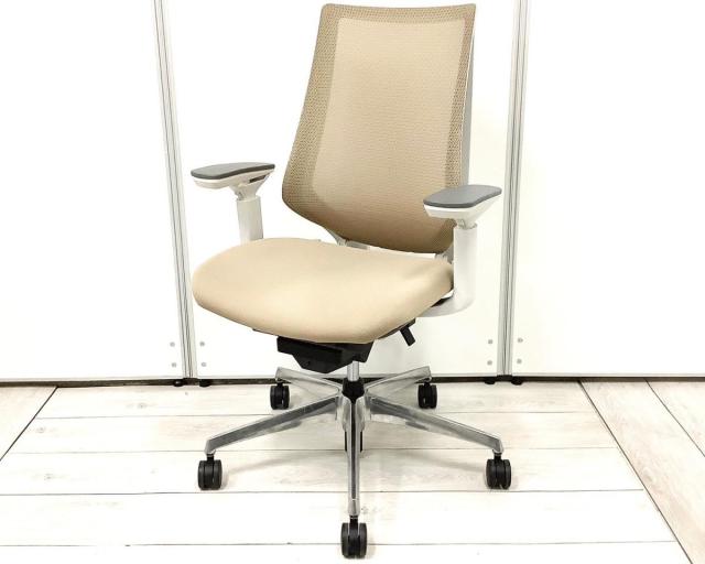 【中古】デュオラ メッシュ  コクヨ（KOKUYO） 肘付ハイバックチェア