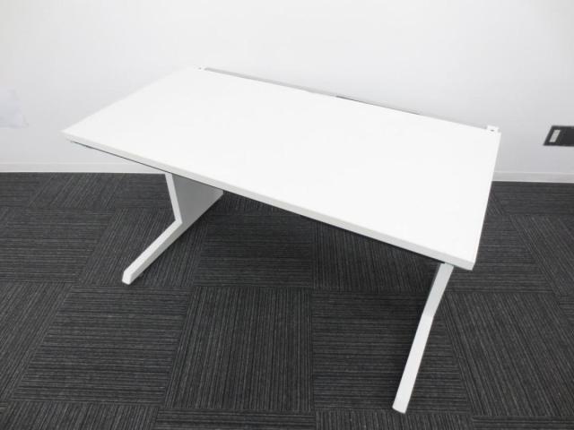 【中古】CZRデスク  イトーキ（ITOKI） 平机