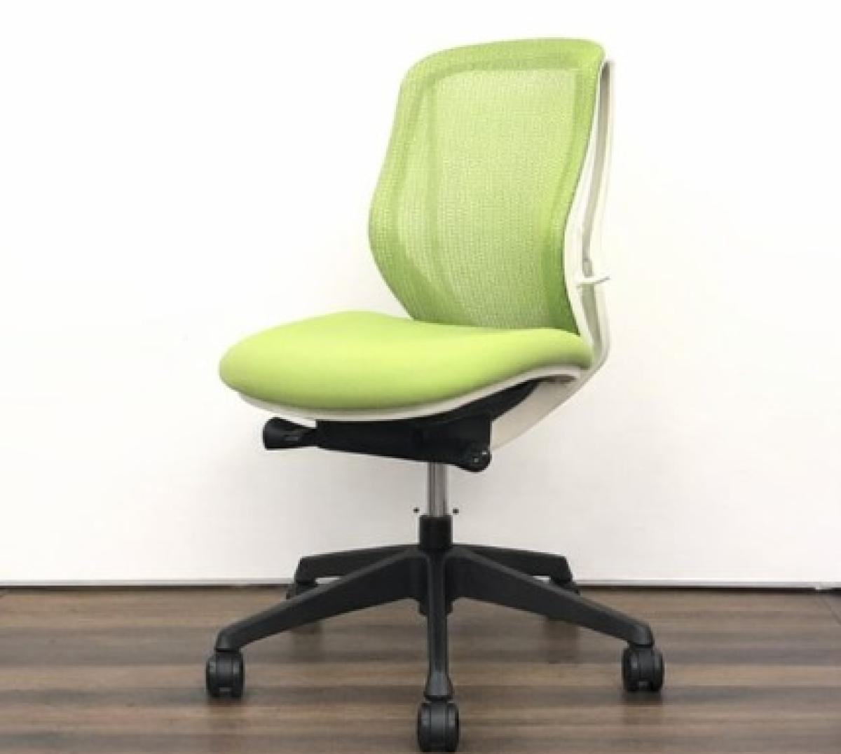 オカムラ（okamura）シルフィチェア　メッシュ仕様　■色：ライトグリーン　肘無し【AD】
                        シルフィーメッシュ
                                    中古
            