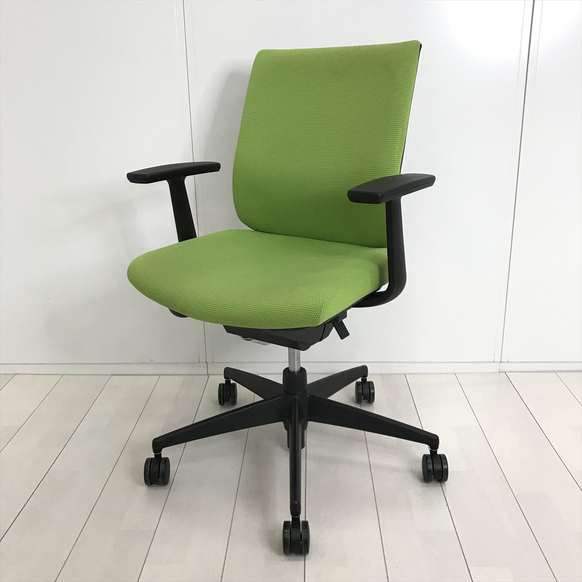 【オフィスの王道！納得の座り心地！魔法のように売れ続けている定番のオフィスチェア！】■コクヨ（KOKUYO）製　ウィザード2（wizard2）チェア　肘付　ローバック　クッションタイプ　■固定肘・ランバーサポート付き　■オリーブグリーン×ブラックシェル
                        ウィザード2
                                    中古
            