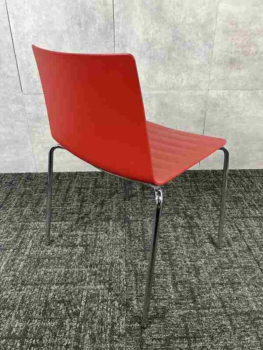 中古】 L429FL GD23 オカムラ/okamura スタッキングチェア 570202