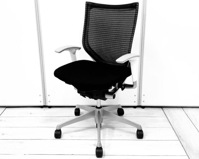 【中古】バロンチェア CP83BW FPG1 オカムラ（okamura） 肘付ローバックチェア