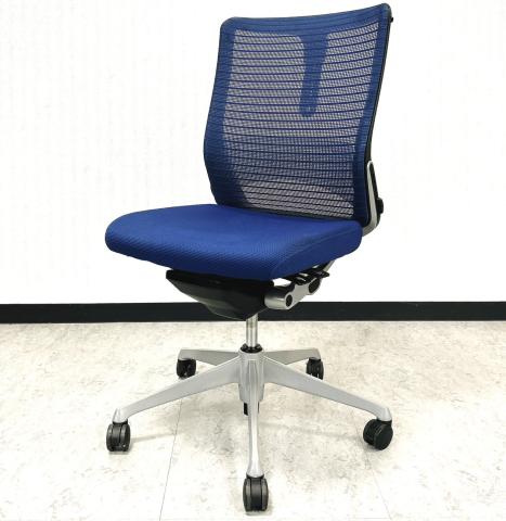 【中古】コーラルメッシュ CQ32GS FSH3 オカムラ（okamura） 肘無ミドルバックチェア