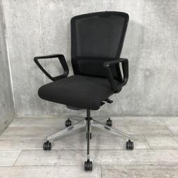 ■ウチダ（UCHIAD)製　■エルフィシリーズ　■肘付き/サークル肘　■背面/メッシュ　■ポリッシュ脚　■ブラック　■オススメ/人気/定番商品【弊社使用欄：A01050461】