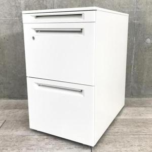 【デスクを拡張＆3段引き出しで収納量UP！】◆オカムラ　アドバンス　ホワイト　《オフィスバスターズ福岡博多店は、福岡を拠点として、日本全国へ中古オフィス用品・オフィス家具を提供しております》